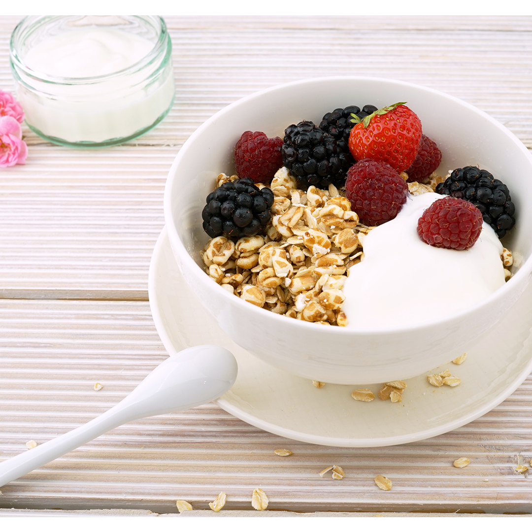 Organic, Gluten-free, vegan granola. made with real fruit. Nut free, soy free, dairy free. flavor Mixed berry 2oz